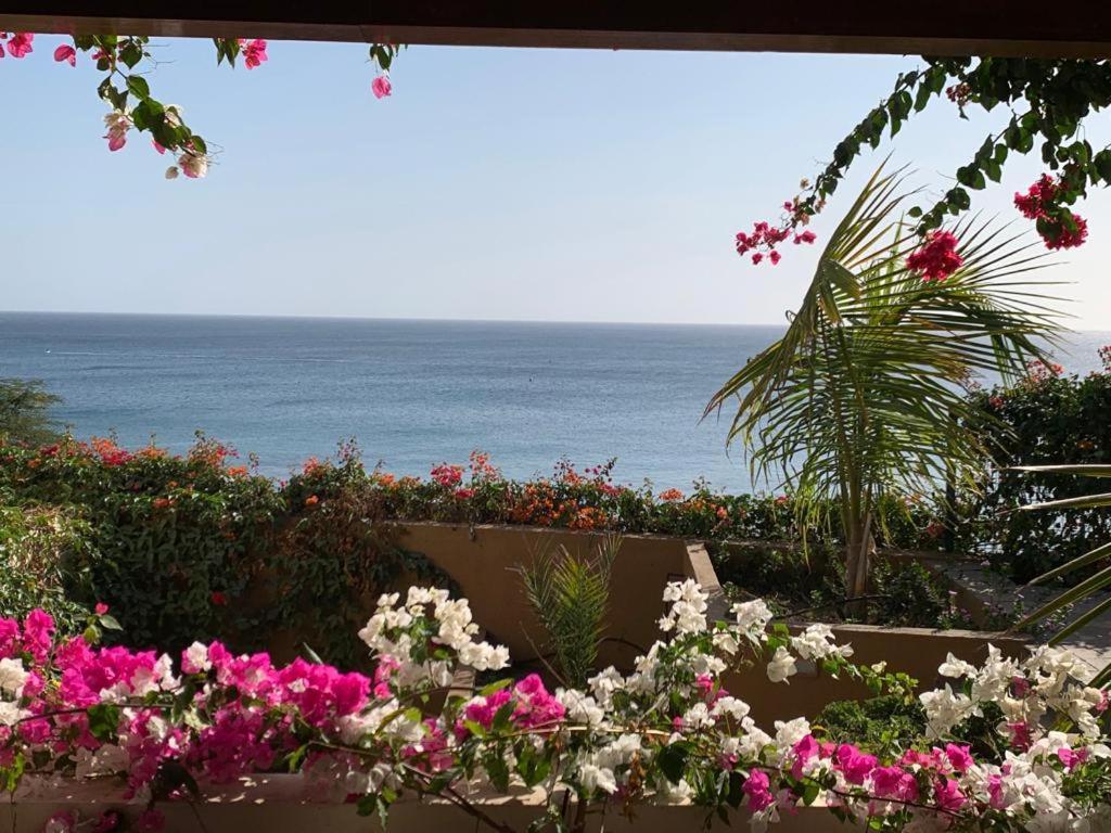 Casa Das Buganvilias Praia Exterior photo
